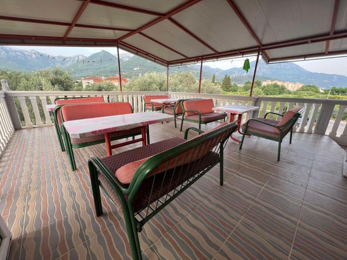 Villa Ajsa Bar Buitenkant foto